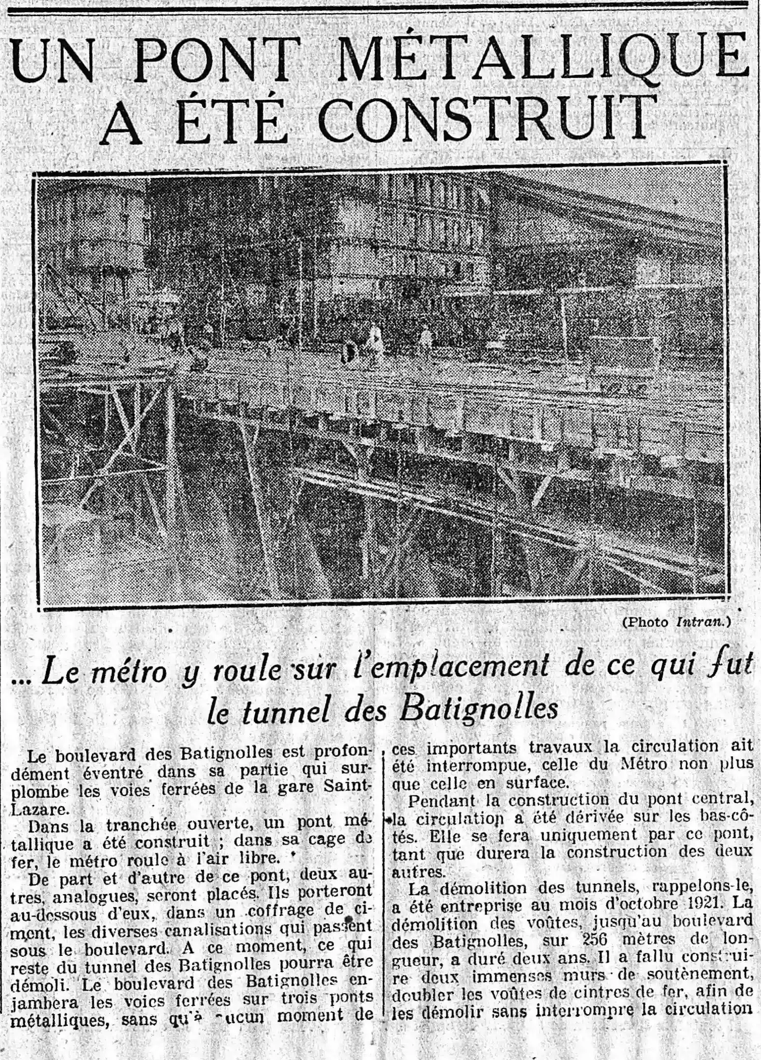 Le métro roule à l'air libre boulevard des Batignolles