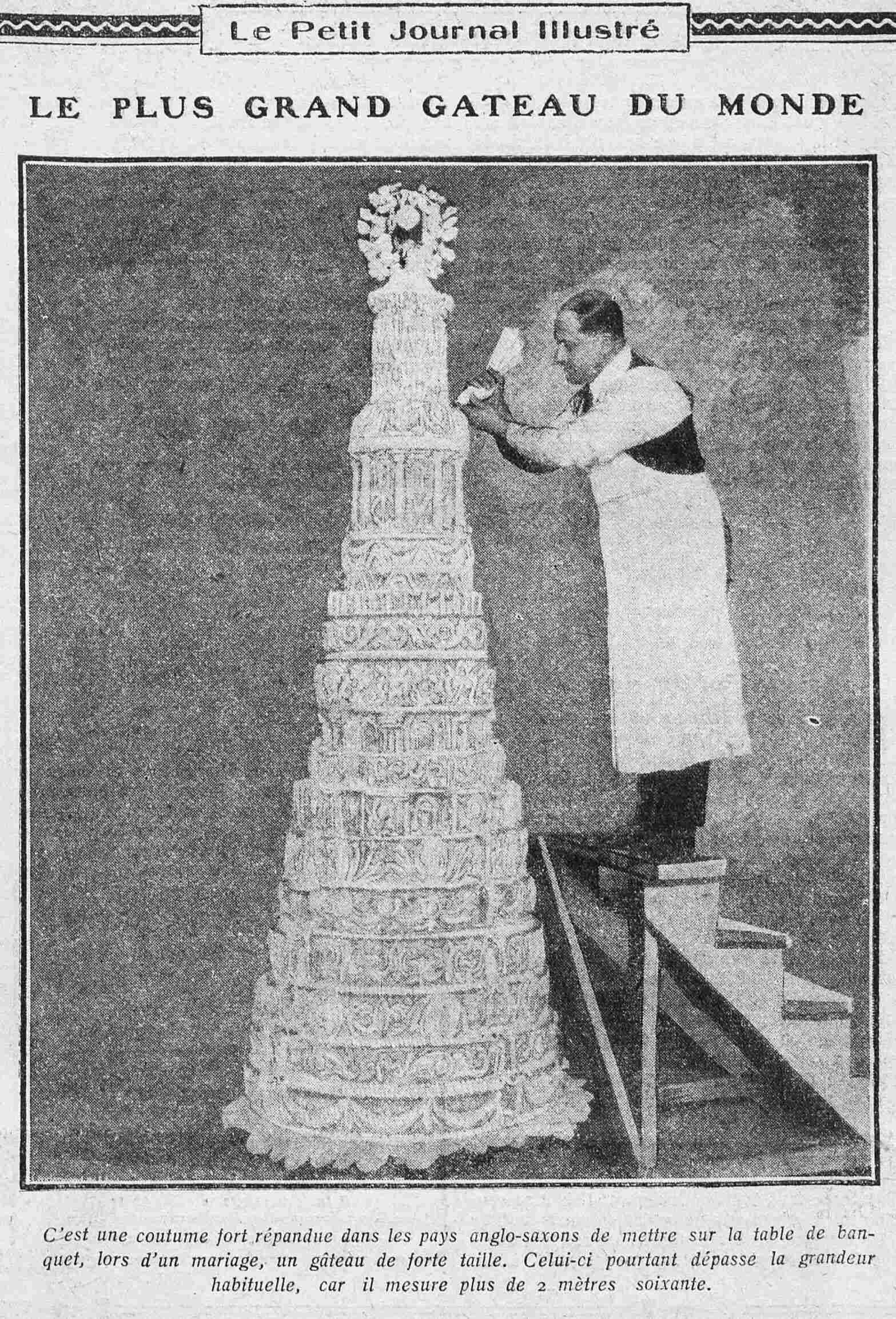 The world's largest cake in a photo